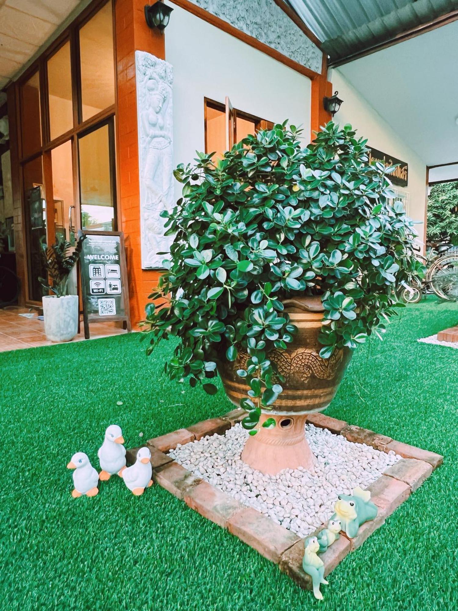 Phiphu Art And Gallery Boutique Sukhothai Ngoại thất bức ảnh